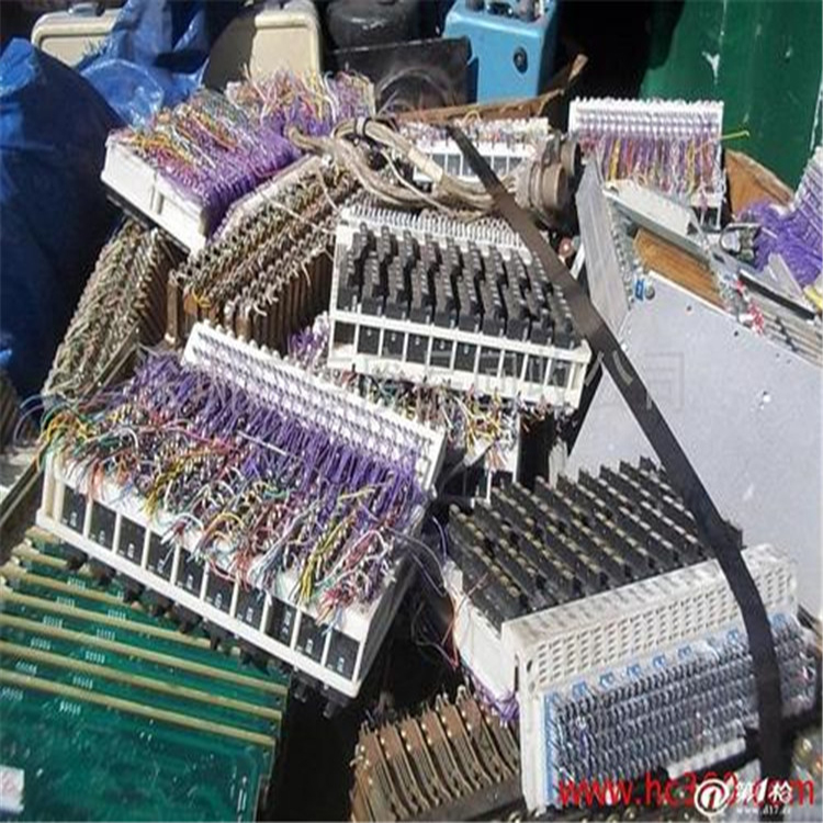 服務(wù)器銷毀 報(bào)廢電腦銷毀 硬盤磁盤銷毀 磁帶銷毀